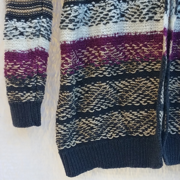 Maurices Woman’s Size L Cardigan Sweater - Picture 4 of 16